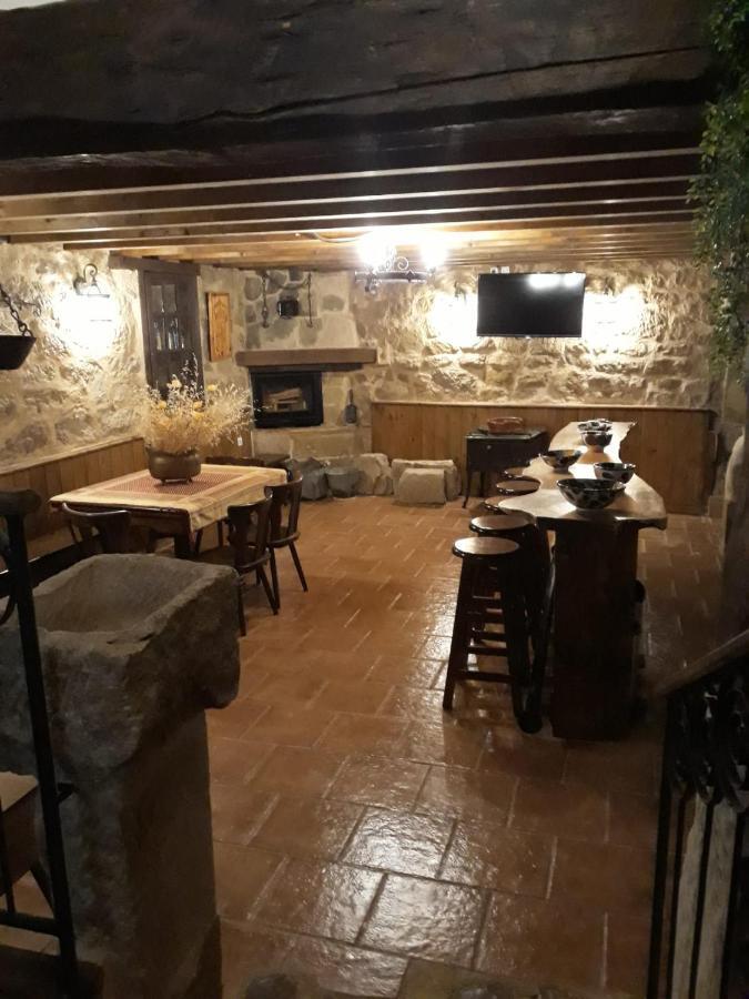 La Bodeguita Guest House Cuzcurrita-Río Tirón Exterior foto